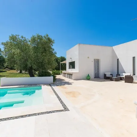 Aura D'olivo Con Piscina By Wonderful Italy Carovigno